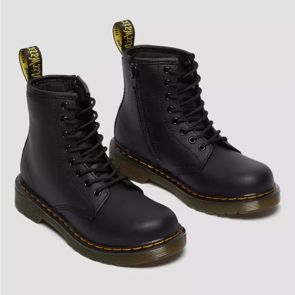 Dr. Martens 1460 Smooth Leather Lace Up Boot Smooth Black US 5